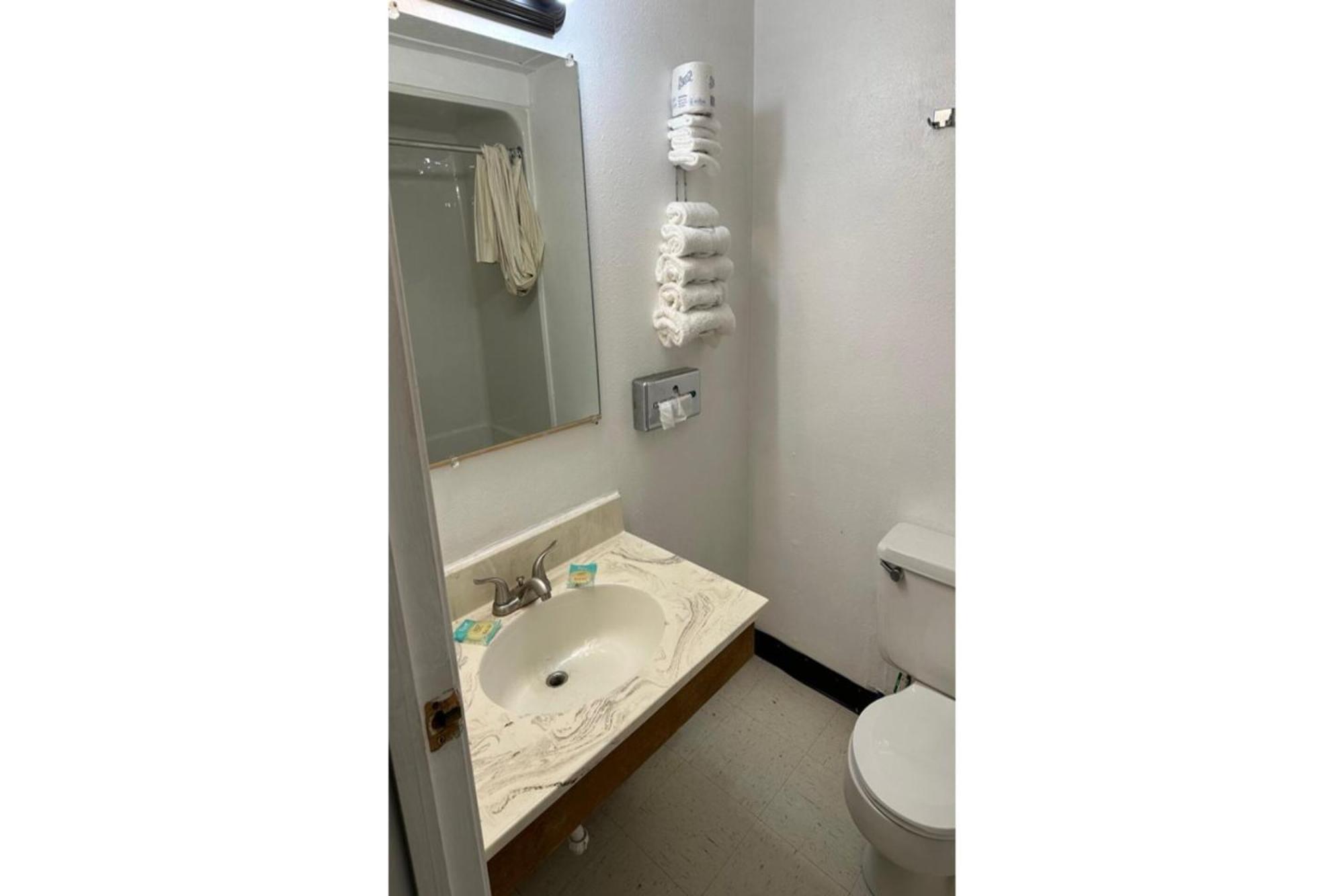 Love Hotels Kadoka By Oyo At Badlands Sd 外观 照片